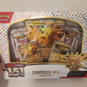 Pokemon Zapdos EX Collection - Gold and Yellow